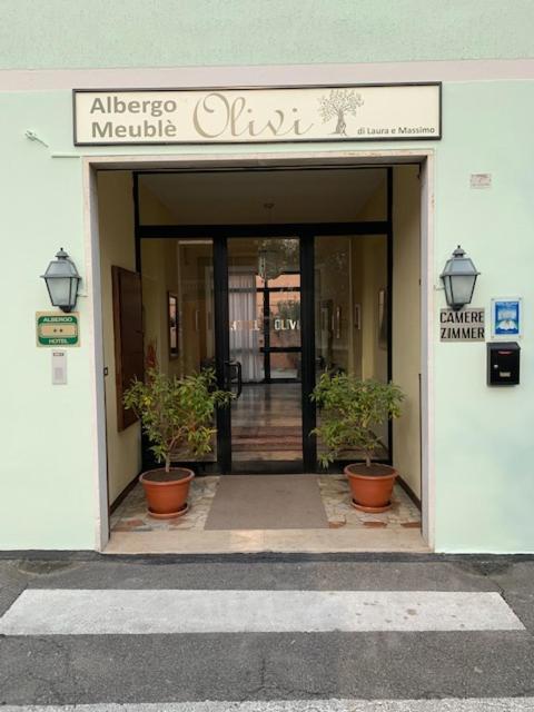 Albergo Meublè Olivi Toscolano-Maderno Exterior foto